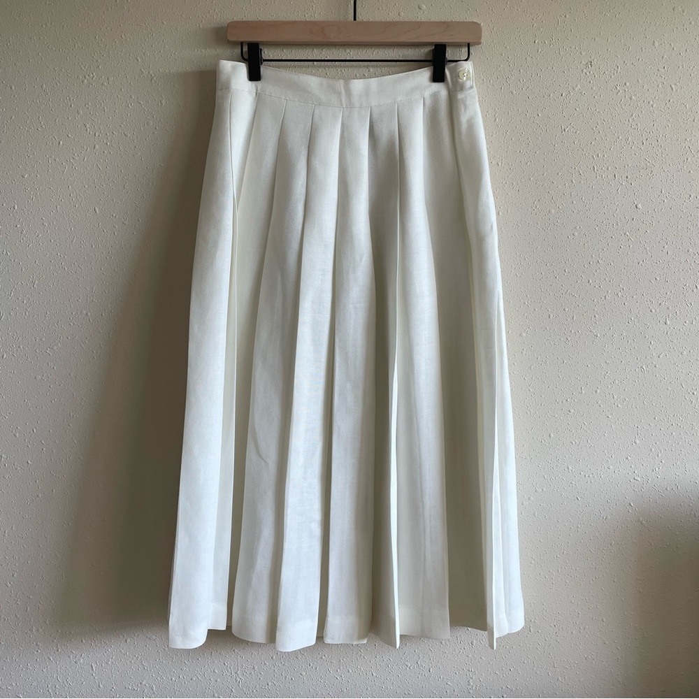 Vintage White Pleated Midi Skirt